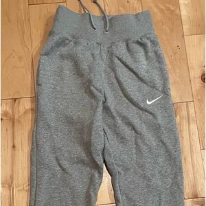 Nike joggers
